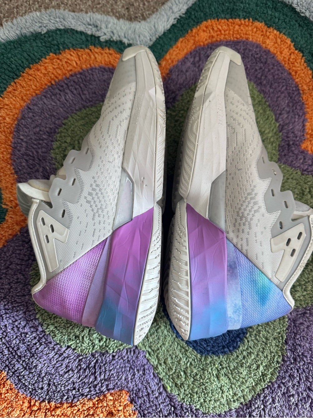 Men’s Adidas D.O.N. Issue #4 Dream It Basketball Shoes in White Size 8.5 - Picture 4 of 8